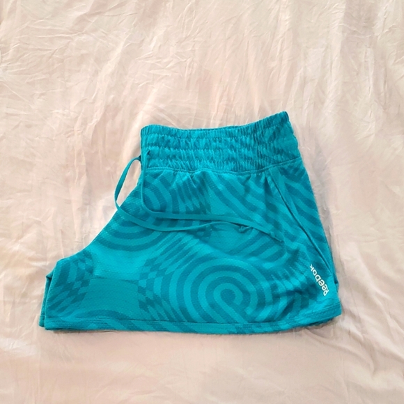 Reebok Turquoise Athletic Short womens sz M - Picture 1 of 3